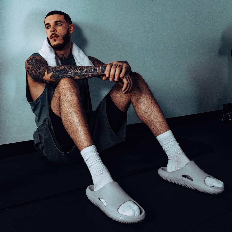 Crocs / Mellow Recovery Slide Discount